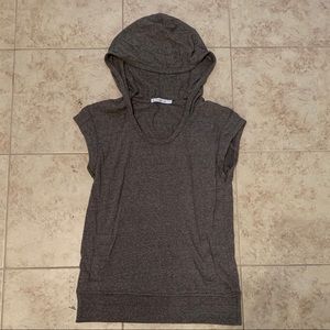 Sleeveless sweatshirt